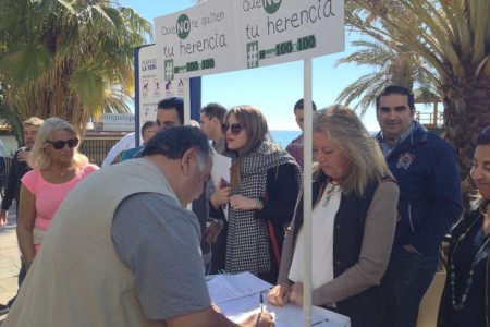 El PP hace campaña en Marbella contra el impuesto de sucesiones