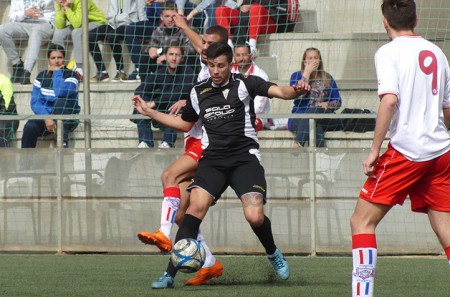 El Atlético Marbella sigue sin ganar y cae ante el CD Trabuco (1-0)
