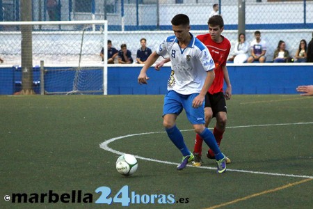 Triunfo de Los Compadres ante Yunquera para seguir tercero (2-0)