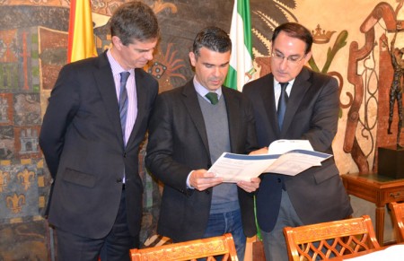 Ayuntamiento y empresarios unen fuerzas para impulsar Marbella