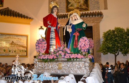 Santa Marta recorre Marbella esta noche sin pasar por Divina Pastora