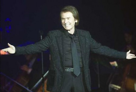 Raphael actuará este verano en la Plaza de Toros de Marbella