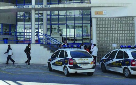 Detenida una mujer por vender un móvil tras fingir su robo en Marbella