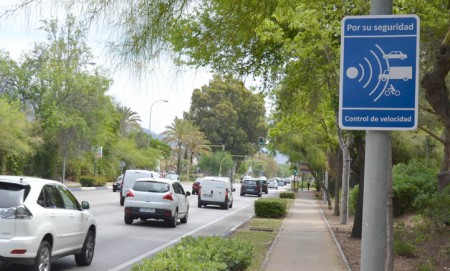 La Policía Local denuncia en una semana a 29 vehículos por exceso de velocidad en Marbella