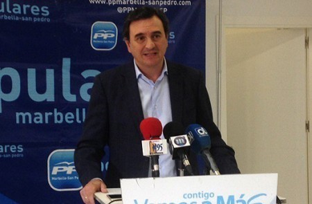 El PP dice que Bernal "ha comprado" el silencio de Carlos Cañavate