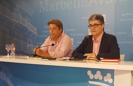 El PSOE pide al PP que retire a Ángeles Muñoz de la lista al Senado