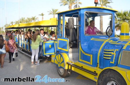 Diez autocares y varios trenecitos facilitarán el acceso al recinto ferial