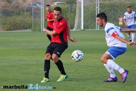 Óscar Escobar: "No veo con malos ojos una filialidad con el Marbella"