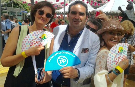 La Feria acaba durante unos días con las rencillas entre los políticos