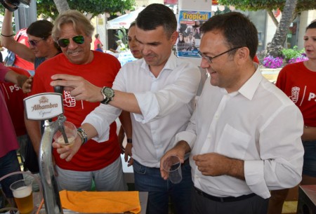 El PSOE de Marbella celebra el Día del Militante en su barra de la Feria