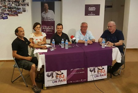 Piña confirma en un acto de Podemos la apertura de la rotonda del bulevar