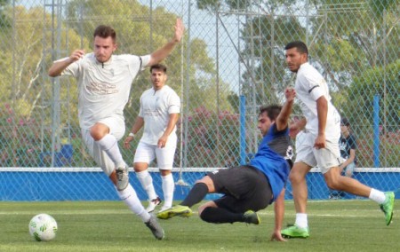 El San Pedro supera al Atlético Marbella (3-1) en un amistoso
