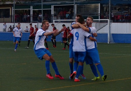 Importante victoria de Los Compadres en el campo del Archidona (1-3)