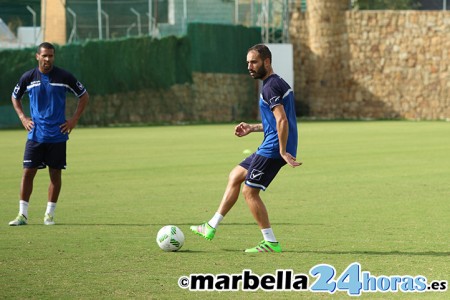 Añón ya entrena con el grupo y regresará contra el Granada B