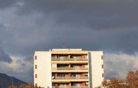 La alerta por lluvias solo deja 6 litros por metro cuadrado en Marbella