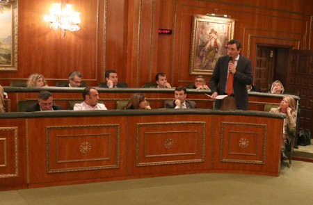 Siete ediles del PP y los dos de Podemos no han publicado aún su declaración de la renta