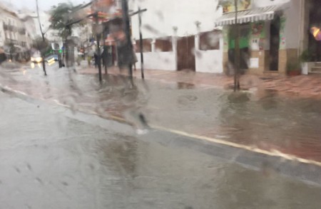 Lluvia de críticas por la inundación de la avenida Nabeul el viernes