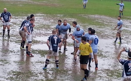 El Trocadero Marbella RC se impone al Pozuelo bajo un intenso aguacero