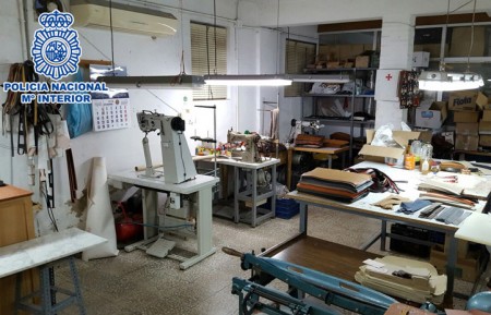 Detenidas 55 personas por falsificar productos para distribuir en Marbella