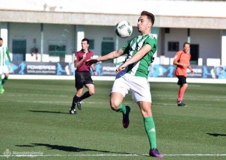 Nuevo doblete de Loren para dar la victoria al Betis B frente al CD Alcalá