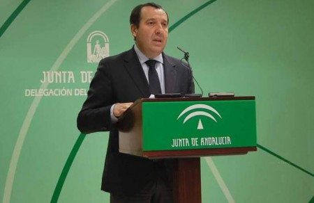 La Junta resalta su apuesta por Marbella y lamenta la actitud del PP