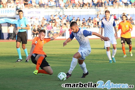 Buenos números del Marbella FC en el Estadio Romano de Mérida