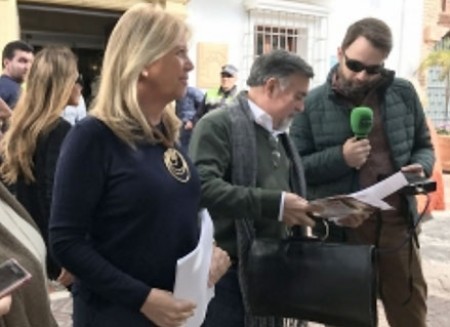 Muñoz quiere que el tripartito se salte la ley en las bolsas de trabajo