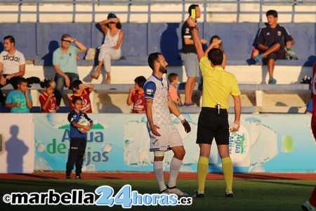 El Marbella FC sobrevive pese a las polémicas decisiones arbitrales