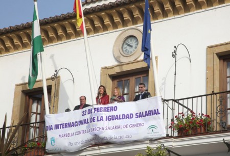 Marbella se suma con un manifesto al Día por la Igualdad Salarial