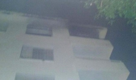 Herido un joven por inhalación de humo en un incendio en Marbella 