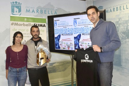 Dueños y mascotas podrán participar en una carrera en la playa del Cable