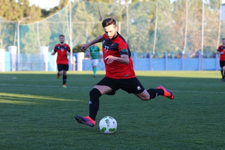 Joselito vuelve a jugar con la UD San Pedro diez meses después