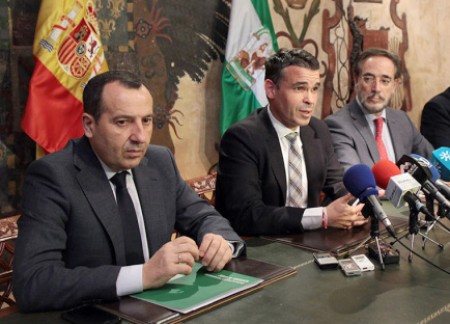 Bernal respalda que la Junta haya recuperado la gestión de La Bajadilla