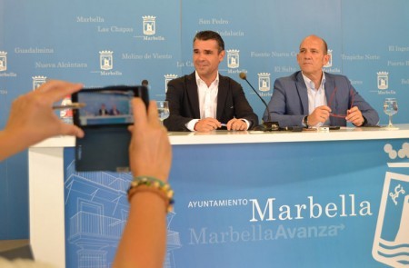 El equipo de gobierno dice que Marbella "funciona y crece a buen ritmo"