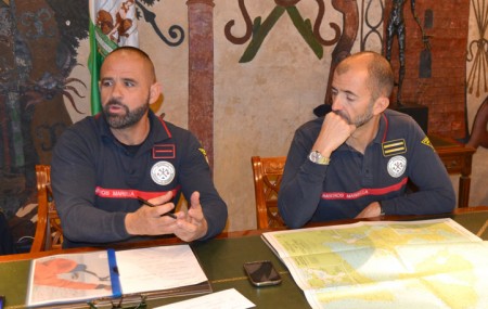 Bomberos de Marbella colaborarán con la fundación de Paco Lobatón