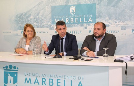 Marbella, pionera en aplicar la igualdad de género a los empleados municipales