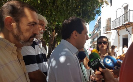 C's critica con dureza el "caos" en la gestión de San Pedro Alcántara