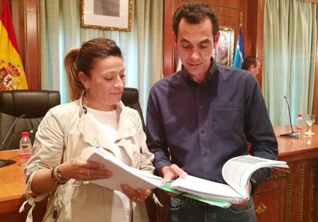 IU acusa al PP de engañar sobre las 35 horas a los trabajadores municipales