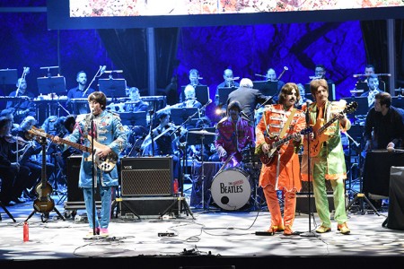 El espíritu de Los Beatles inunda el auditorio de Starlite Marbella