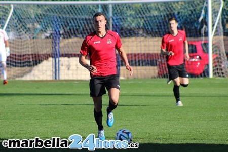 El lateral Mauri se desvincula del Marbella FC y apunta al CD Lealtad