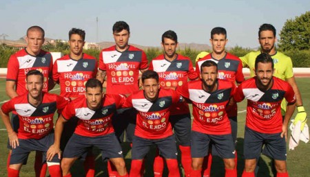 Loren sigue en racha mientras Velasco marca su primer gol con El Ejido
