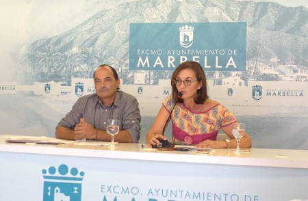 Podemos define como "populistas" los planes de choques del bipartito