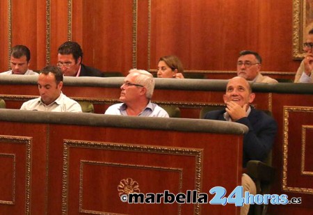 El pleno enmienda la gestión de Osorio y aprueba pagar facturas atrasadas