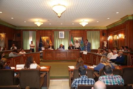 El pleno aprueba la tercera rebaja del IBI en Marbella que acordó el tripartito