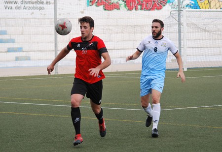 El San Pedro toma oxígeno con un triunfo ante el colista Villacarrillo (0-1)