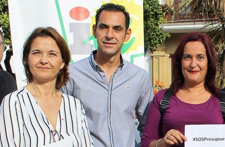 IU ve en los cargos de confianza "un posible motivo" de la moción de censura