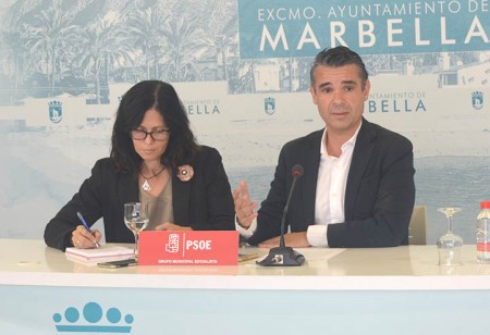 El PSOE pregunta al PP qué solución está buscando a las viviendas irregulares