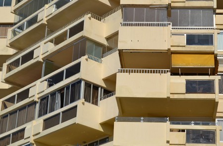 Marbella deja la Oficina Hipotecaria en manos del Colegio de Abogados