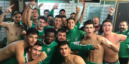 El Vázquez Cultural gana (0-1) al Arenas de Armilla y ya es tercero 