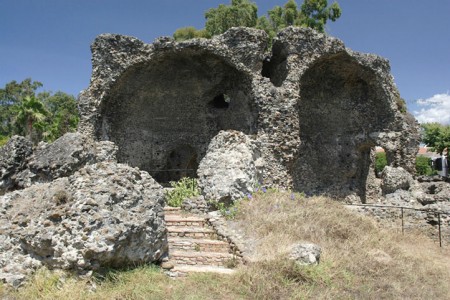 Ayuntamiento y Cilniana divulgarán a escolares la prehistoria de Marbella